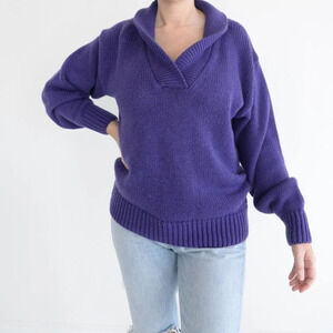 Vintage Lady Footlocker Purple V-neck Pullover  Sweater Medium
